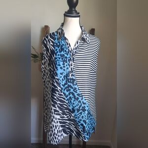 Sleeveless Mixed-Print Button Front Blouse in Black, White & Blue